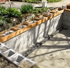 concrete block pond building Concrete Pond Ideas, Cinder Block Pond, Concrete Pond, Pond Inspiration, Duck Ponds, Pond Building, Pond Backyard, Build A Pond, Natural Ponds