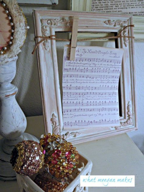 Twelve Under $3 Christmas Ideas Unique Christmas Decorations Diy, Funky Frames, Hymnal Crafts, Tablescapes Ideas, Book Page Flowers, Christmas Decorations Diy, Christmas Sheet Music, Sweet Decoration, Christmas Decorating Ideas