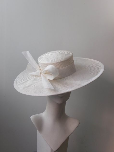 John Boyd, Pink Veil, Beautiful Feathers, Classy Hats, Veiled Hats, Luxury Hats, Couture Hats, Feather Wings, Elegant Hats