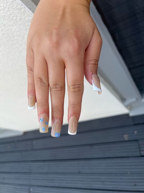 Light Blue With White Tips Nails, Blue Heart French Tip Nails, Short White Nails With Blue Heart, White French Tips With Blue Heart, Blue French Tip With White Outline, Blue Heart Nails, French Tops, Play Heart, French Top