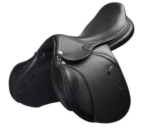 Jumping Saddle, Equestrian Fashion, Horse Gear, Horse Stuff, Birthday Wishlist, Equestrian Style, Horse Tack, Leather Backpack, Saddle