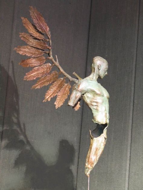 Wing Sculpture Art, Winged Sculpture, Philip Wakeham, Icarus Sculpture, Wing Sculpture, Winged Man, Wings Sculpture, Illusion Kunst, Mannequin Art