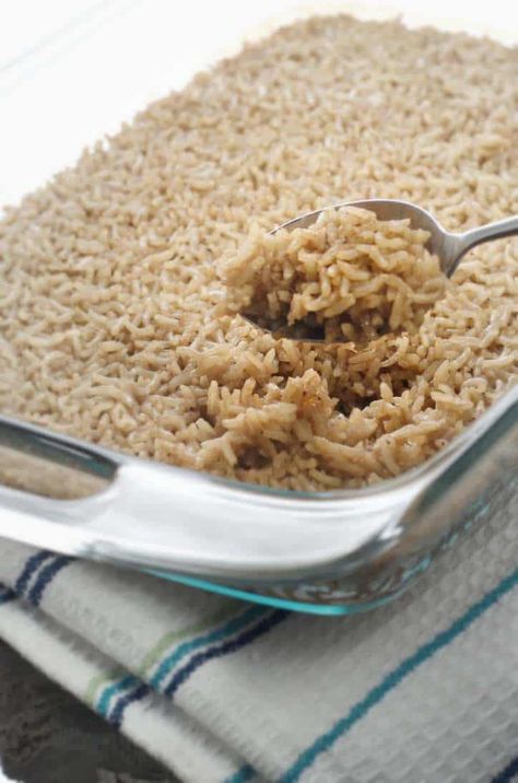 Mom’s Holiday Brown Rice Southern Brown Rice Casserole, Southern Brown Rice Recipes, Brown Rice Casserole Recipes, Brown Rice Recipes Easy, Baked Brown Rice, Long Grain Brown Rice, Rice Casserole Recipes, Baked Rice, Brown Rice Recipes