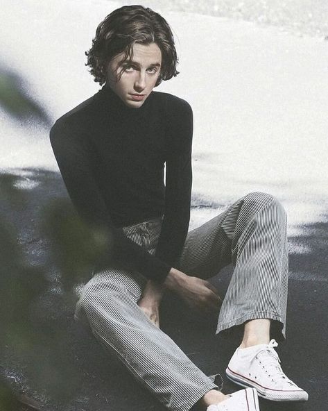 Timothee Chalamet Full Body Pic, Regulus Acturus Black, Boys Photography, Style Moodboard, Timmy T, Regulus Black, The Perfect Guy, Timothee Chalamet, Liam Payne