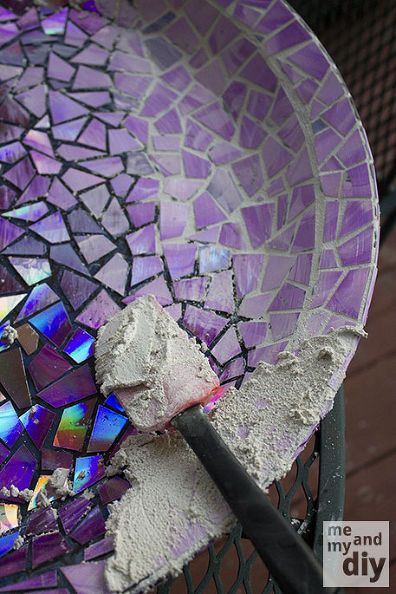 mosaic tile birdbath using recycled dvds, crafts, gardening, repurposing upcycling, Covering all that work was a little scary to say the least I wasn t sure if I was using the right product and whether all that color that I loved so much would be ruined Thankfully it turned out even prettier than I imagined Diy Mosaic Tiles, Mosaic Birdbath, Hantverk Diy, Mosaic Madness, Cd Crafts, Mosaic Stained, Have Inspiration, Bird Baths, Mosaic Garden