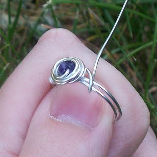 Wire Bending, Diy Wire Jewelry Rings, Beads Tutorial, Wire Jewerly, Jewelry Making Rings, Wire Jewelry Patterns, Ankle Bracelets Diy, Wire Jewelry Rings, Diy Beaded Rings