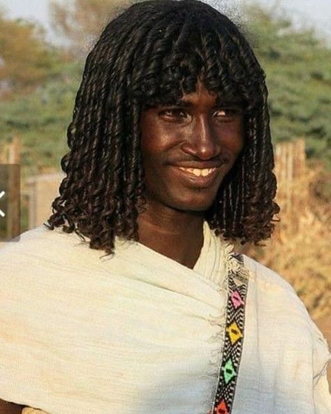 Afar Tribe, Afar People, Tribe Fashion, Rapid Hair Growth, Horn Of Africa, Unique Faces, African People, The Horn, Curly Hair Men