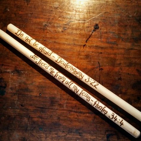 For the drummer who never misses a beat - personalised drumsticks Husband Vibes, Band Puns, Personalized Drumsticks, Bae Gift, Husband Birthday Gift, Tattoo For Boyfriend, Drum Room, Special Gifts For Him, Drummer Gifts