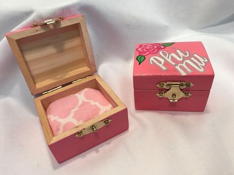 Pin Box Sorority, Sorority Pin Box, Badge Box, Big Lil, Tri Sigma, Pin Box, Big Little Gifts, Pi Phi, Alpha Xi