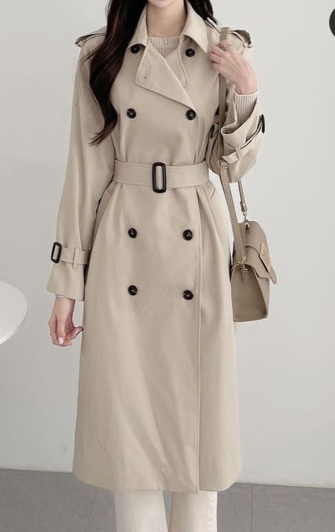 Spy Woman Outfits, Germany Clothing, Modest Work Outfits, Korean Coat, Korean Outfit Street Styles, Winter Fashion Outfits Casual, Life Partner, Everyday Fashion Outfits, Fashion Design Dress