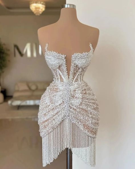 Best 3333+ White Dress For Women 26 Couture Dresses Short, White Dress For Women, Award Show Dresses, Dinner Gowns, Chic Dress Classy, Short Prom Dresses, Classy Prom Dresses, Dream Wedding Ideas Dresses, Illusion Dress