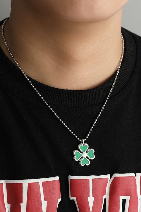 Clover Pendant, Anime Backgrounds, Future Style, Anime Backgrounds Wallpapers, Backgrounds Wallpapers, Necklace Women, Four Leaf, Leaf Clover, Four Leaf Clover