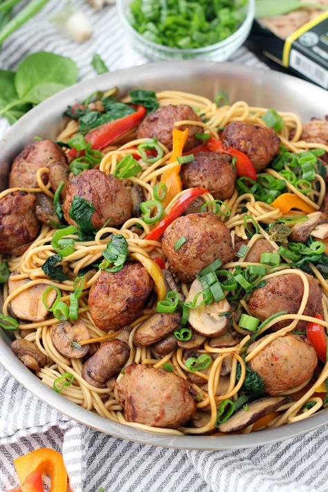 20-Minute Lo Mein with Chicken Teriyaki Meatballs | #ad This veggie-packed Lo Mein with Aidells®️️ Teriyaki & Pineapple Chicken Meatballs recipe comes together in only 20 minutes! It's the perfect kid-friendly meal for busy weeknights. #lomein #chinesefood via @bowlofdelicious Chicken Teriyaki Meatballs, Teriyaki Pineapple Meatballs, Teriyaki Meatballs Recipe, Teriyaki Pineapple Chicken, Teriyaki Pineapple, Teriyaki Chicken Meatballs, Chicken Meatballs Recipe, Egg Nutrition, Meatball Dinner