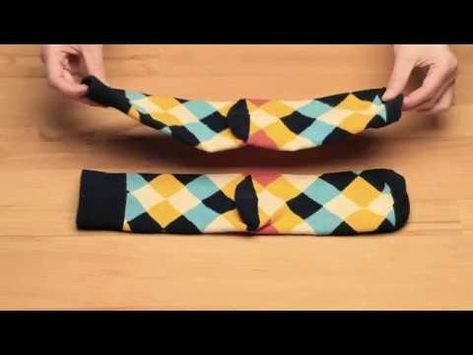 (2) 6 Ways to Fold Socks - YouTube Ways To Fold Socks, Pile Of Laundry, Sock Drawer Organization, Folding Socks, Laundry Folding, Folding Fitted Sheets, Sock Organization, Packing Hacks Clothes, How To Fold Towels