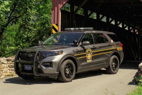 Pennsylvania state trooper killed in gunfire in Juniata County, suspect dead Philadelphia Neighborhoods, The Trooper, Highway Patrol, State Trooper, Flashing Lights, State Police, Police Cars, Law Enforcement, Metropolis