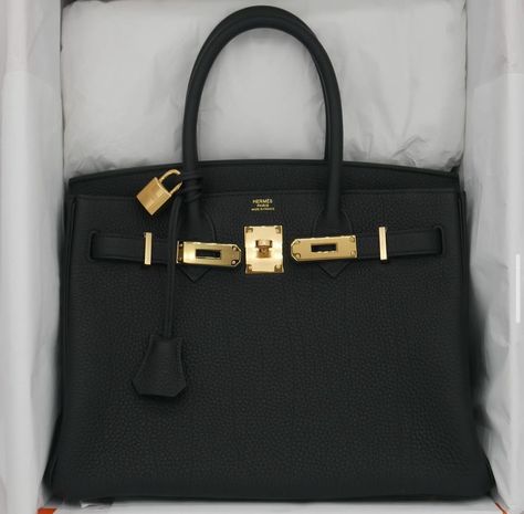 Hermes Birkin 30cm 🖤 Black Togo Leather Gold Hardware Black Birkin Bag, Black Birkin, Birkin 30 Black, Togo Leather, Simple Chic, Hermes Bags, Hermes Birkin, Birkin Bag, Gold Hardware