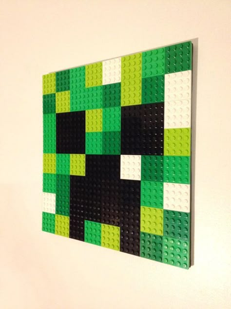 Minecraft Wall Painting Ideas, Lego Wall Painting Ideas, Minecraft Bedroom Diy Room Decor, Minecraft Lego Diy, Diy Pixel Wall Art, Minecraft Wall Paint, Lego Game Room, Minecraft Bedroom Wall Ideas, Minecraft Inspired Room