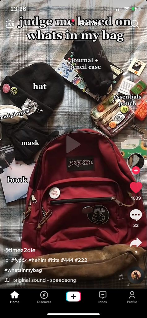 Jansport Pencil Case, School Backpack Essentials, Backpack Ideas, What's In My Bag, Backpack Essentials, Inside My Bag, Aesthetic Bags, Handbag Essentials, In My Bag