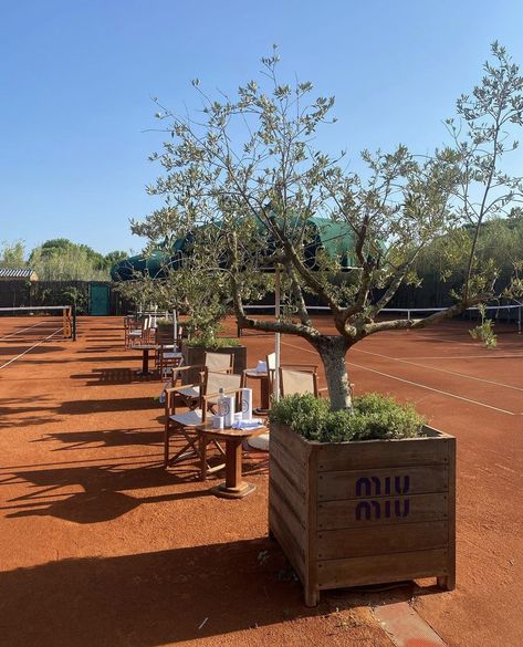 Miu Miu Tennis Club, Tennis Tournament Aesthetic, Pickleball Court Aesthetic, Tennis Court Party, Tennis Club Aesthetic, Tennis Country Club, Tennis Court Design, Entrance Signage, Tennis Aesthetic