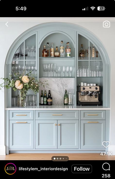 Coastal Wet Bar, Houston Townhouse, Dining Room With Bar, Mini Bar At Home, Dining Room Built Ins, Dining Room Built In, Home Wet Bar, Home Bar Cabinet, Bridal Room