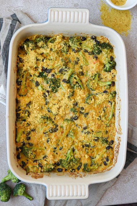 Plantiful Kiki, Vegan Cheese Sauce Recipe, Lemon Rice Soup, Rice Recipes Vegan, Vegan Broccoli, Vegan Sauce, Vegan Casserole, Healthy Casserole Recipes, Broccoli Rice Casserole