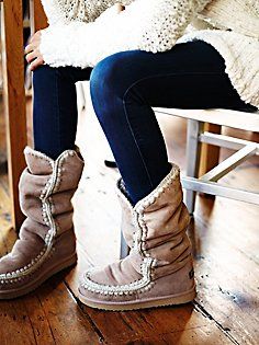 Clothing Boutique Ideas, Mou Boots, Trendy Boots, Weather Boots, Free People Clothing Boutique, Tall Boot, Tall Clothing, Crazy Shoes, Looks Style