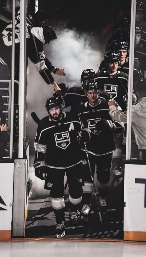 Nhl Players Aesthetic, Nhl Aesthetic Wallpaper, La Kings Aesthetic, Los Angeles Kings Wallpaper, La Kings Wallpaper, Hockey Team Aesthetic, Hockey Backgrounds, Hockey Wallpaper, Hockey Photography