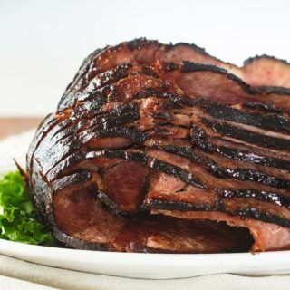 Maple Glazed Ham Ham In An Electric Roaster, Ham In A Roaster, Maple Glazed Ham Recipes, Cook A Ham, Roaster Oven Recipes, Maple Ham, Roaster Recipes, Electric Roaster Ovens, Maple Glazed Ham