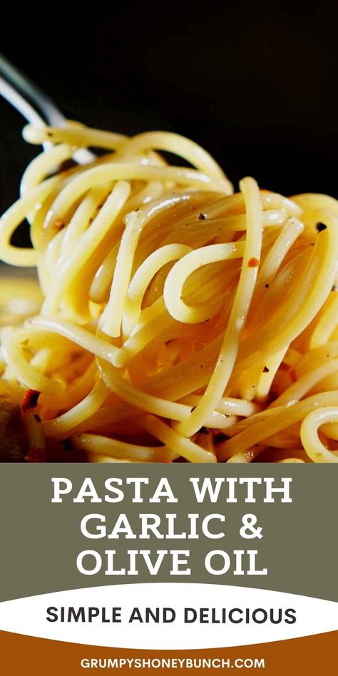 Pasta Garlic Olive Oil, Pasta Roni Recipes, Pasta With Garlic And Olive Oil, Garlic Oil Pasta, Garlic Olive Oil Pasta, Pasta Receipes, Pasta Roni, Pasta With Olives, Oil Pasta