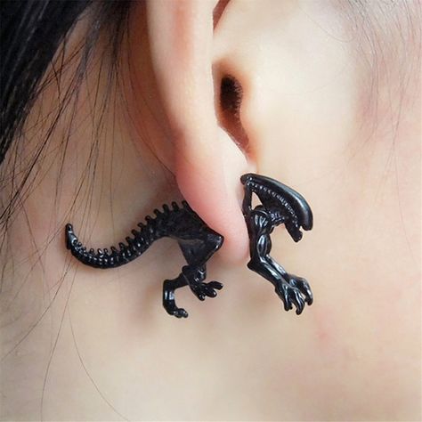 1 Pair Fashion Accessories Scary Dinosaur Monster Pterosaur Stud Earring Halloween Alien Fashion Cool Gifts for Women & Men Alien Jewelry, Alien Earrings, Halloween Mode, Pineapple Lemonade, Dinosaur Earrings, Geode Earrings, Hot Jewelry, Jewelry Accessories Ideas, Aesthetic Ideas