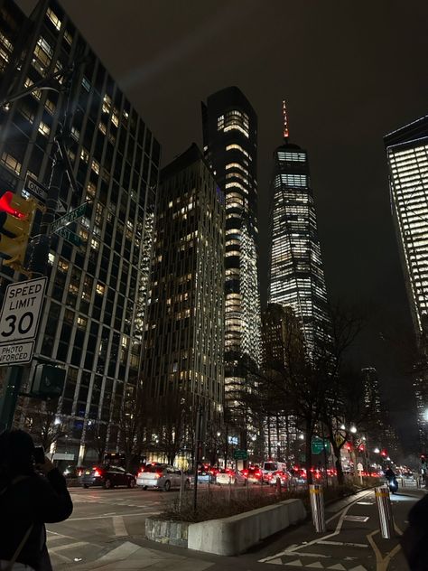 Late nights in New York City #nyc City View Night, City Life Aesthetic, Nyc Night, New York Night, Empire State Of Mind, Nyc Aesthetic, Nyc Life, Night Scenery, New York Life