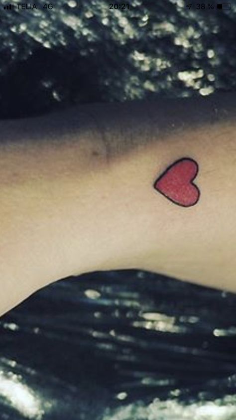 Red Heart Black Outline Tattoo, Coloured Tattoos, Mommy Daughter Tattoos, Heart Tattoo On Finger, Small Red Heart, Heart Tattoo Wrist, Red Heart Tattoos, Like Tattoos, Red Love Heart