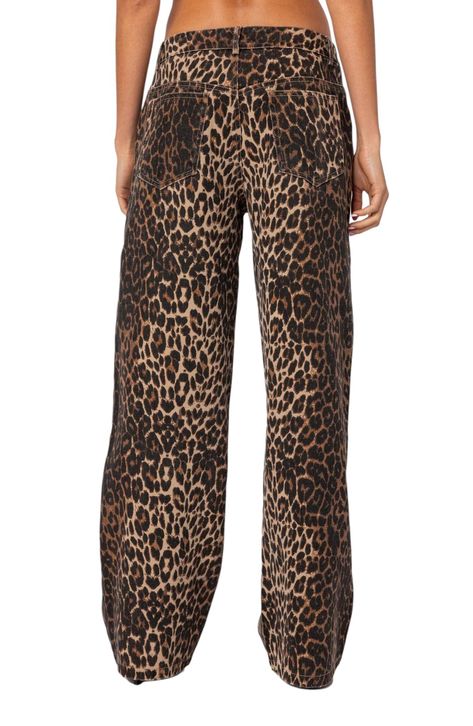 Cute Trendy Pants, Cheetah Print Clothes Aesthetic, Black Friday Wishlist, Cheetah Print Jeans, Edikted Jeans, Cheetah Print Clothes, Cheetah Jeans, Leopard Clothes, Cheetah Print Pants