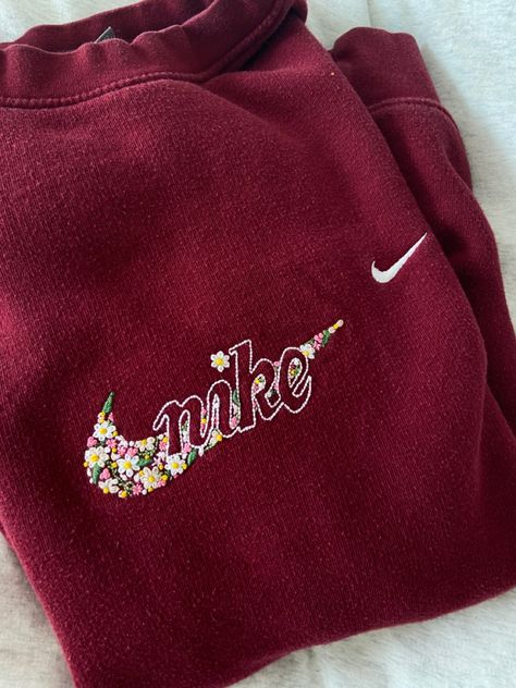 Embroidered Tee Diy, Handmade Nike Sweatshirt, Nike Sweater Embroidery, Nike Embroidered Sweatshirt, Custom Nike Sweatshirt, Nike Embroidery Sweatshirt, Cute Nike Embroidery Sweatshirt, Nike Embroidery, Hand Embroidered Sweatshirt Nike