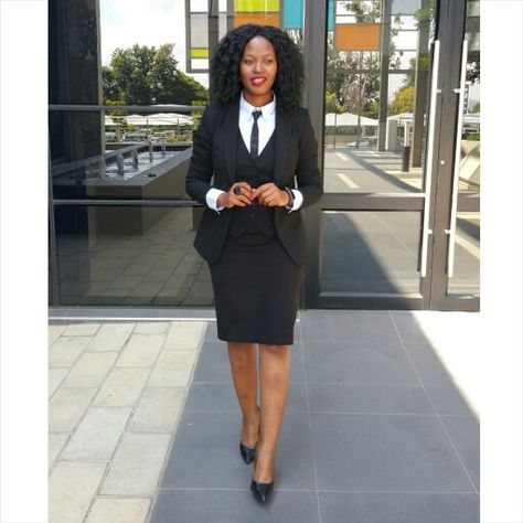 #PowerDressingWomen Black Pencil skirt Black Waistcoat Black Blazer #TrendsettersInMotion Power Dressing Women, Corporate Attire Women, Waistcoat Outfit, Blouse Outfit Casual, Work Attire Women, Black Skirt Suit, Women Lawyer, Black Waistcoat, Fashionable Work Outfit