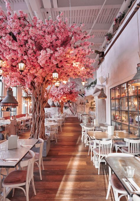 The Florist Watford Instagram Cafe Restaurant Instagrammable Brunch London Travel UK Blogger Influencer Pink Cafe, London Cafe, Aesthetic Interior Design, Architecture Restaurant, Design Café, Art Deco Interior Design, Cute Cafe, Bakery Design, Cafe Interior Design