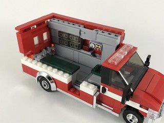 Lego Warehouse, Lego Ambulance, Lego City Fire Truck, Lego Baby, Friendly Dog Breeds, Transporter Van, Lego Fire, Lego Truck, Lego Military