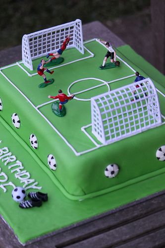 soccer pitch birthday cake | My daughter wanted a soccer cak… | Flickr Soccer Cakes For Boys, Soccer Cake Ideas For Boys, Food Cake Ideas, Basket For Your Boyfriend, Football Pitch Cake, Soccer Party Ideas, Football Cakes For Boys, Soccer Cakes, Birthday Cakes For Boys