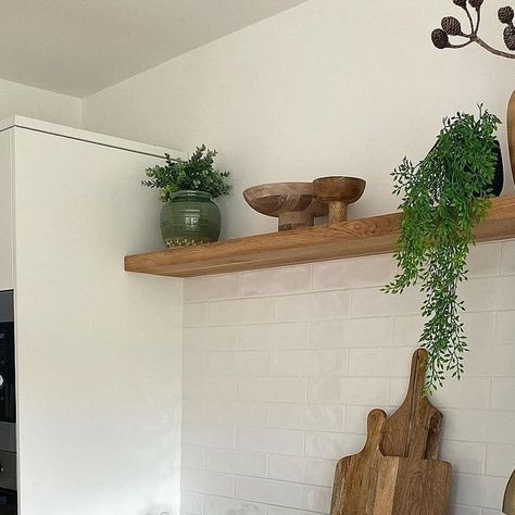 Victoria Butler on Instagram: "The final part of the kitchen has been completed - this gorgeous solid oak shelf and it was exactly what I wanted and couldn’t be more perfect - love love love ❤️ #oakshelf #oakshelves #floatingshelves #whitekitchen #newkitchen #howdenskitchen #shelfstyling #shelflove #myhome #homestyling" Howdens Kitchens, Oak Shelf, Kitchen 2024, Oak Shelves, Perfect Love, Shelf Styling, Love Love Love, Love Love, White Kitchen