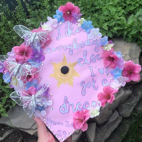 “Like everybody else I’ve got a dream” -Rupunzel 🌸 -custom grad cap🎓 #rupunzel #grad #gradcap #tangled #art #painting #flowers #acrylicpainting #graduation #classof2024 #artist #artoftheday #layannart Tangled Art, Grad Caps, Cap Decoration, Graduation Cap Decoration, Cap Decorations, Grad Cap, Painting Flowers, Graduation Cap, Art Day