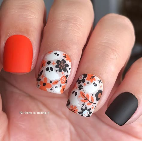 Ghost Flowers, Nails Press Ons, Floral Halloween, Nails Short Square, Halloween Press On Nails, Press On Nails Short, Press Ons, Nails Short, Boho Floral