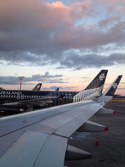 Auckland airport Auckland Airport Aesthetic, Auckland New Zealand Photography, Sydney Airport Aesthetic, Auckland Aesthetic, Samoan Flag, South Auckland, Auckland Airport, Ilmu Ekonomi, Wallpaper Tumblr Lockscreen