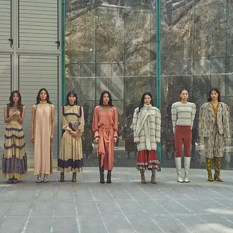 Seoul Fashion Week, these designers are really making some interesting design choices. Phoebe English, London Brands, London College, London College Of Fashion, Seoul Fashion Week, Seoul Fashion, Leather Outerwear, Interesting Design, Central Saint Martins