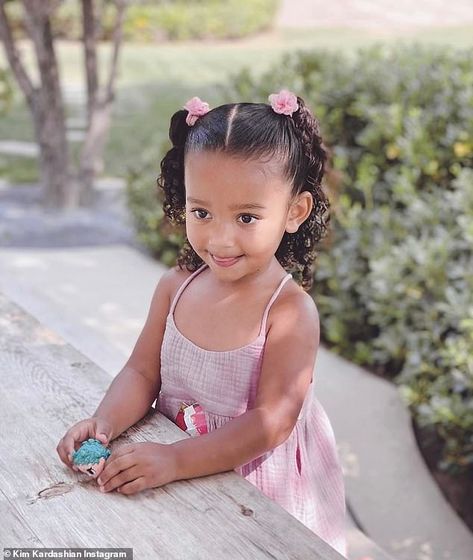 Chicago West, Jenner Kids, Famous Kids, Cute Mixed Babies, Cute Black Babies, Kardashian Kids, Kardashian Family, Mixed Kids