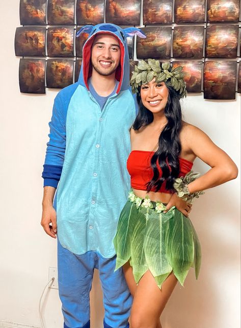 Couple Halloween Costumes Lilo And Stitch, Couples For Halloween Costumes, Non Cheesy Couple Costumes, Moana Halloween Costume Couple, Cute Couple Halloween Costumes Diy, Pocahontas Halloween Costume Couple, Hollween Costumes Ideas For Couples 2023, Lili And Stitch Costume Couple, Lilo Stitch Couple Costume