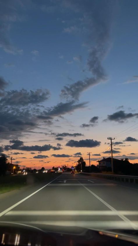 Highway Road Background For Editing, Roads Background For Editing, Fake Story Video, Road Video, Breeds Of Cows, Portret Feminin, Sunset Drive, Sunset Road