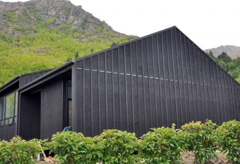 Shadowclad Achieves the Look for Arrowtown Architects - EBOSS Ply And Batten Cladding, Shadowclad Exterior, House Exterior Cladding, Charcoal House, Board And Batten Exterior, Cheap House, Simple Shed, House Cladding, Black Barn