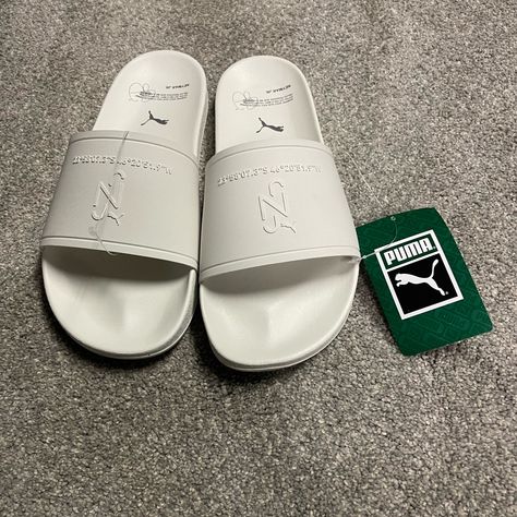 Neymar Jr Puma Leadcat Slides White 384944-01 Sandals Mens Sz 10 New Puma Flip Flops, Puma Sandals, Pumas Shoes, Neymar Jr, Mens Sandals, Neymar, Flip Flop Sandals, Size 10, Flip Flops