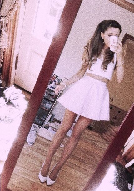 Ariana Grande Selfie, Ariana Grande 2014, Ariana Grande Body, Girls Halo, Outfits 2014, Ariana Grande Outfits, Ariana Grande Cute, Ariana Grande Style, Mtv Movie Awards