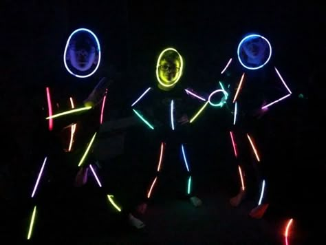 Glow Stick Dance, Glow Dance Party, Neon Dance Party, Glow Dance, Glow Theme Party, Post Prom, Glow Stick Party, Glow In Dark Party, Neon Birthday Party